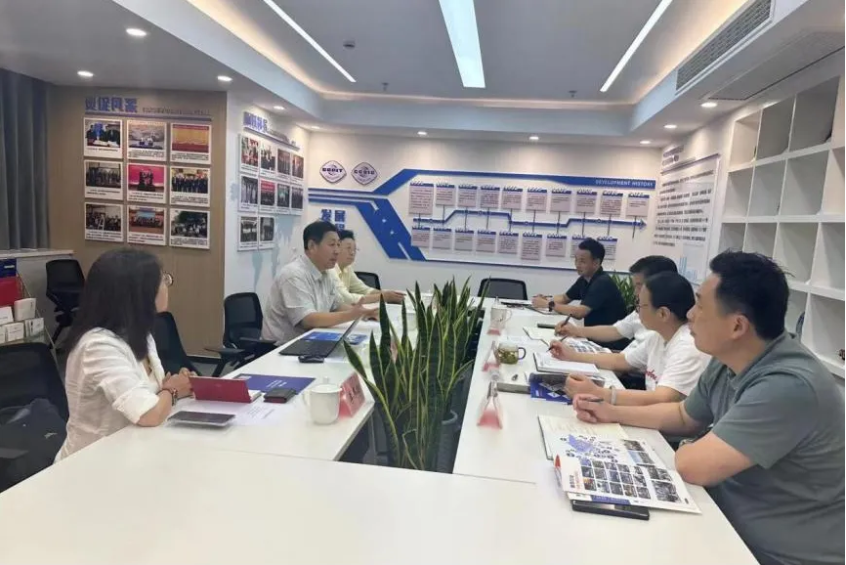 周衛(wèi)東會(huì)長(zhǎng)一行赴浙江調(diào)研 共謀新能源及智能網(wǎng)聯(lián)汽車行業(yè)合作大機(jī)遇_北京中汽四方會(huì)展有限公司